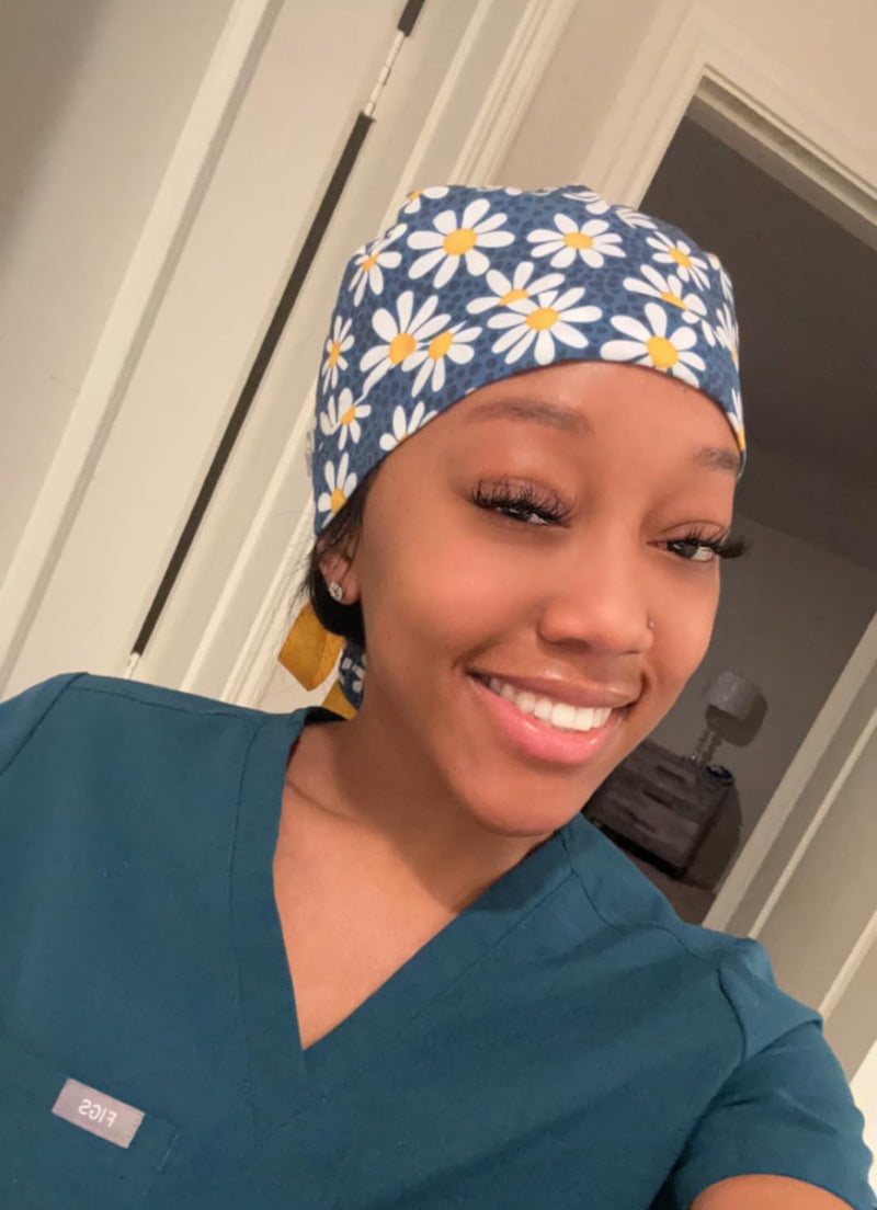 Healthcare professional wearing Calomed scrub cap